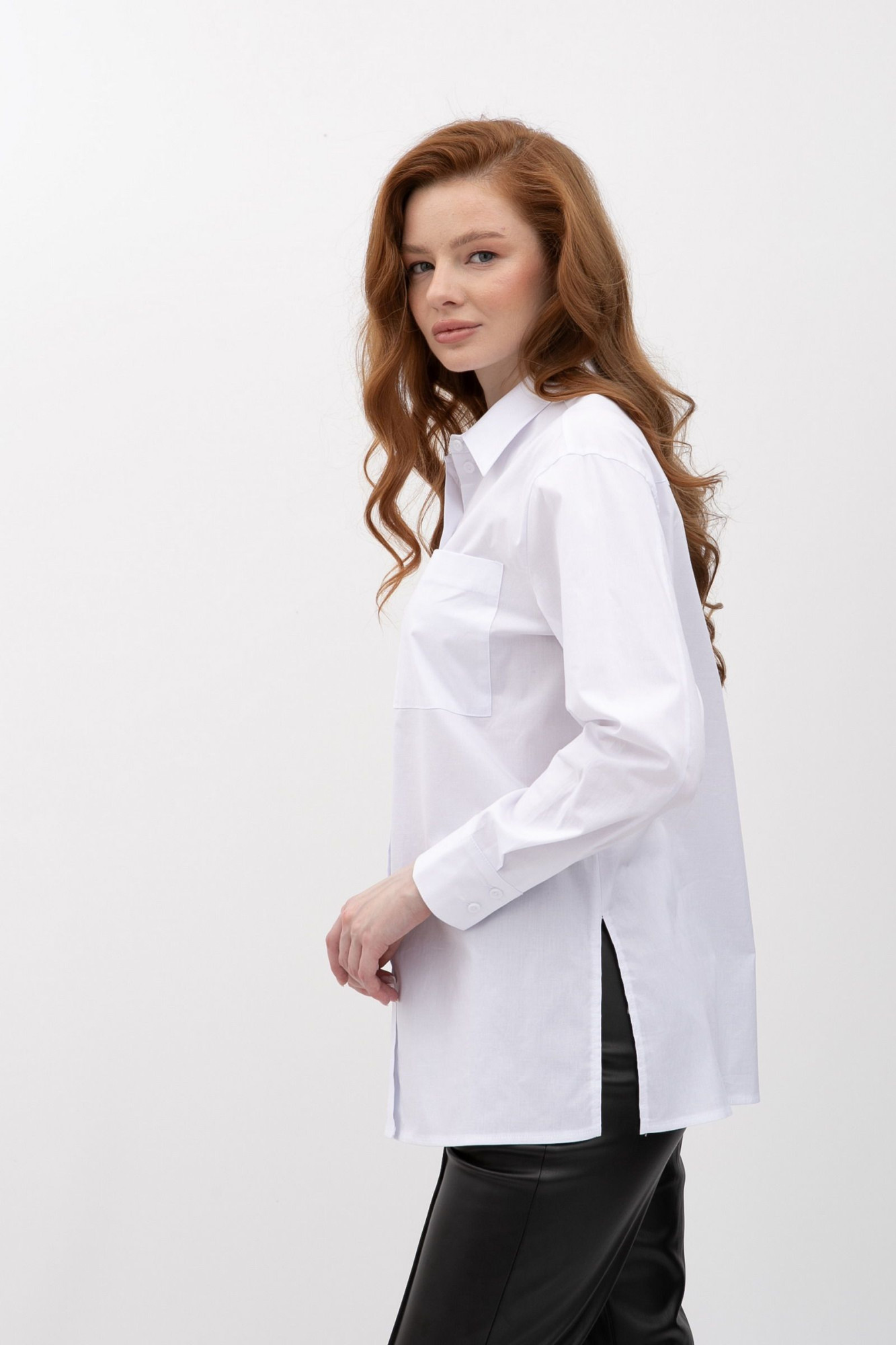 Блуза біла з бавовни подовжена Крума 21