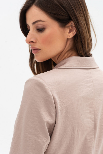 Однобортний шовковий жакет бежевого кольору Віград 32