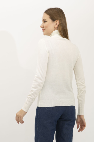 Гольф молочного кольору з високим коміром 23205001