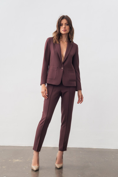 Однобортний жакет коричневого кольору з накладними кишенями Мішель