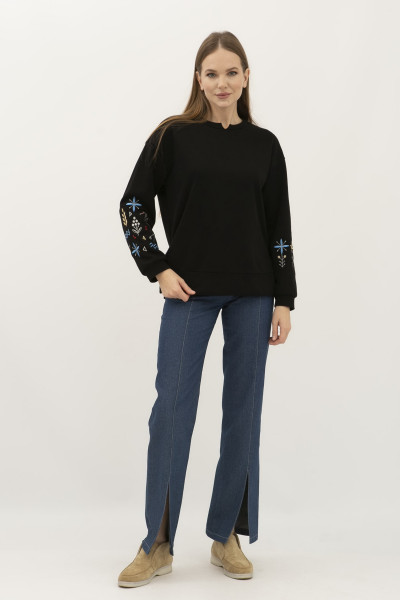 Світшот чорний трикотажний з вишивкою на рукавах Лелека 2