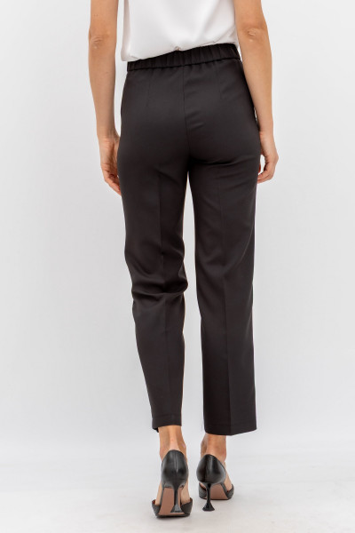 Жіночі брюки прямі зі стрілками чорного кольору Фаєрі 02