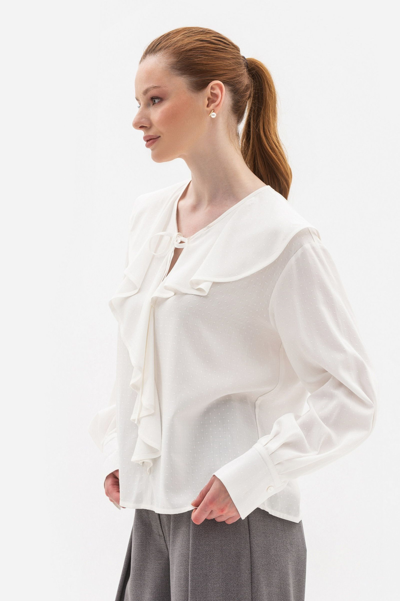 Блуза прямого силуету молочного кольору Еліора