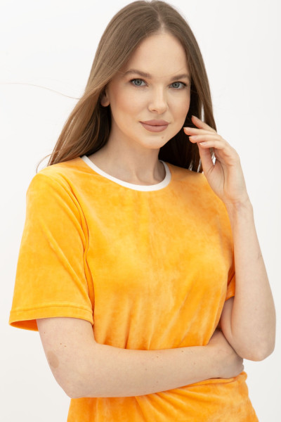 Велюровий костюм футболка та шорти оранжевого кольору Джумі Велюровий костюм футболка та шорти оранжевого кольору Джумі