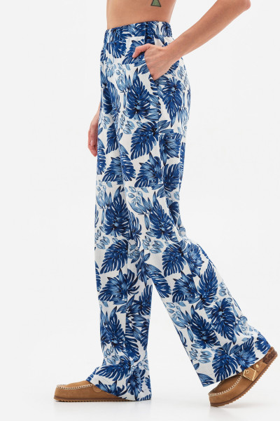 Лляні брюки прямого силуету синього кольору Астарія