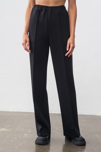 Трикотажні брюки чорні прямого крою Нембус 041
