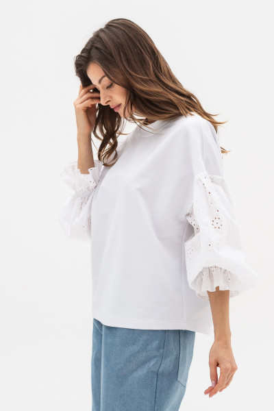 Світшот білого кольору з оригінальними рукавами з прошви Рінері 01