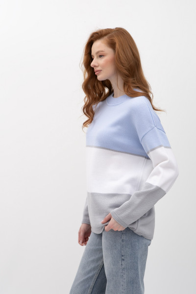 Базовий джемпер вільного крою блакитного  кольору 25207901
