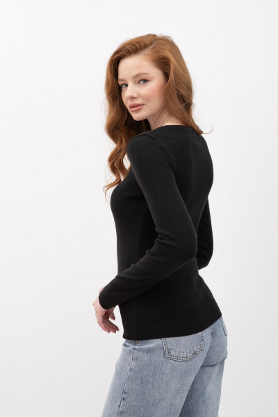 Джемпер трикотажний чорного  кольору 25205002