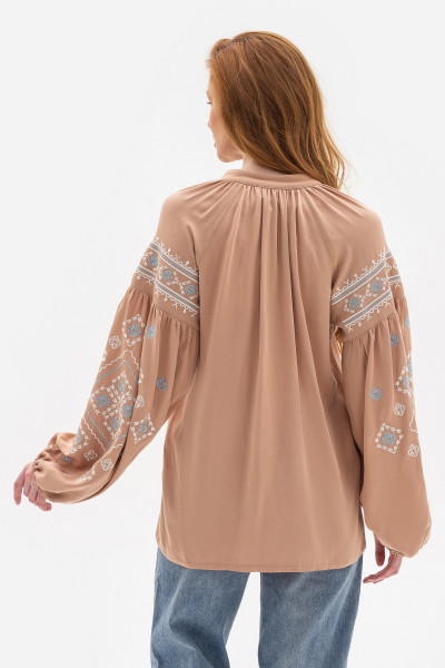 Жіноча вишиванка сорочка вільного крою Градія 01
