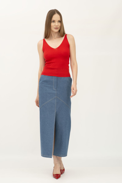 Червона майка в рубчик з глибоким вирізом 24100506