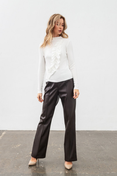 Трикотажний джемпер білого кольору Лістея 02