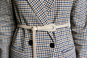 Ремінь жіночий з натуральної шкіри бежевого кольору 270/305