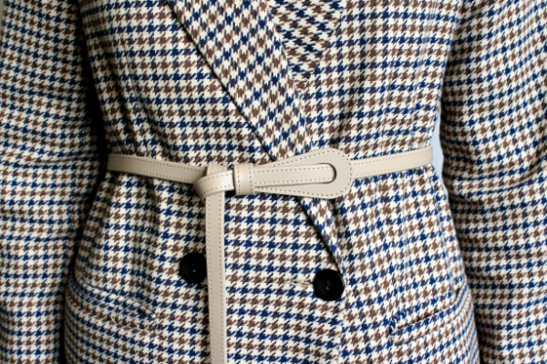 Ремінь жіночий з натуральної шкіри бежевого кольору 270/305