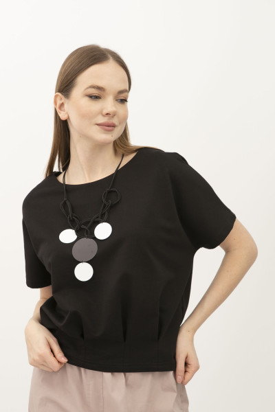Чорна трикотажна блуза вільного силуету Фіанет