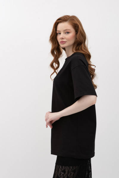 Чорна трикотажна футболка вільного крою з круглою горловиною Мірана 11