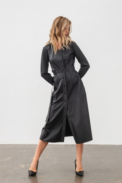 Пряма сукня-сорочка міді довжини з еко шкіри чорного кольору Яглія Пряма сукня-сорочка міді довжини з еко шкіри чорного кольору Яглія