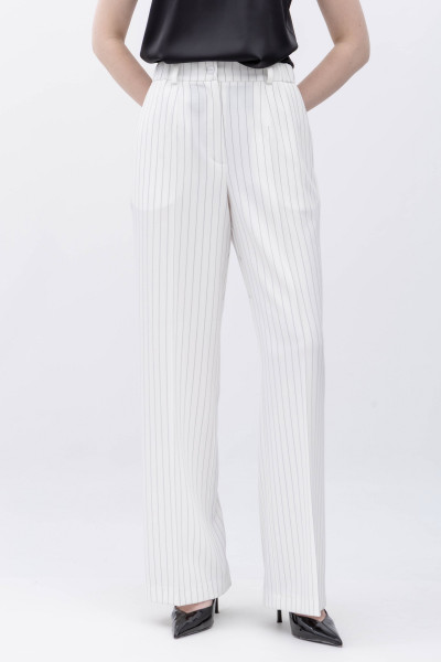 Брюки з костюмної тканини у вертикальну смужку Ренті