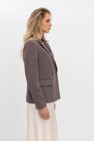 Двобортний жакет з костюмної тканини коричневого кольору Фаєрі 04