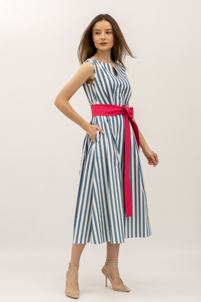 Сукня силуету трапеція довжини міді синього кольору Корала Сукня силуету трапеція довжини міді синього кольору Корала