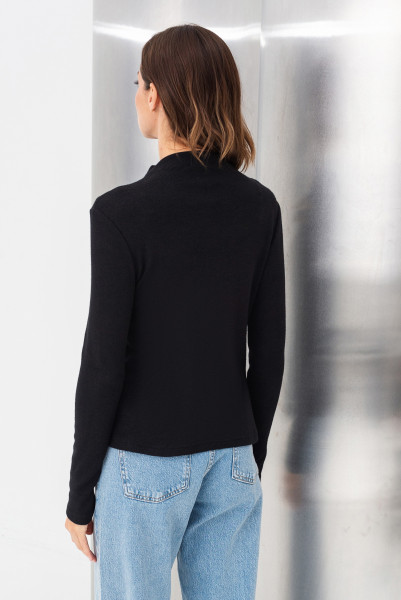 Джемпер чорний трикотажний Ариель