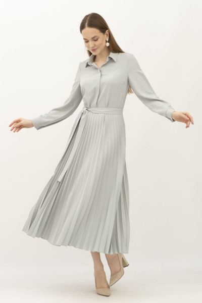 Сукня м'ятного кольору зі спідницею гофре довжини міді Манід 401