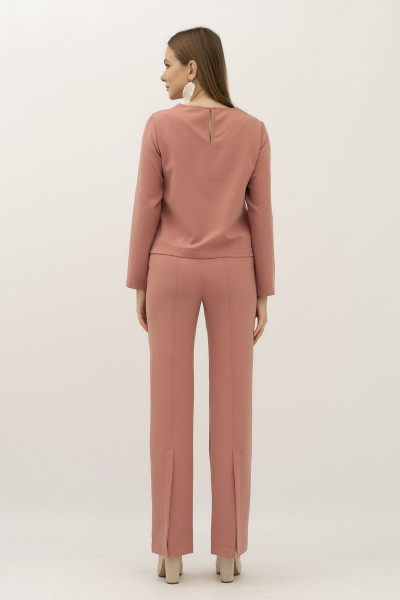 Жіночий  костюм з блузою та штанами теракотового кольору Тєміт 01 Жіночий  костюм з блузою та штанами теракотового кольору Тєміт 01