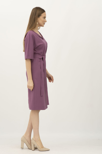 Сукня бузкова з еластичної тканини прямого силуету Нурін 01 Сукня бузкова з еластичної тканини прямого силуету Нурін 01