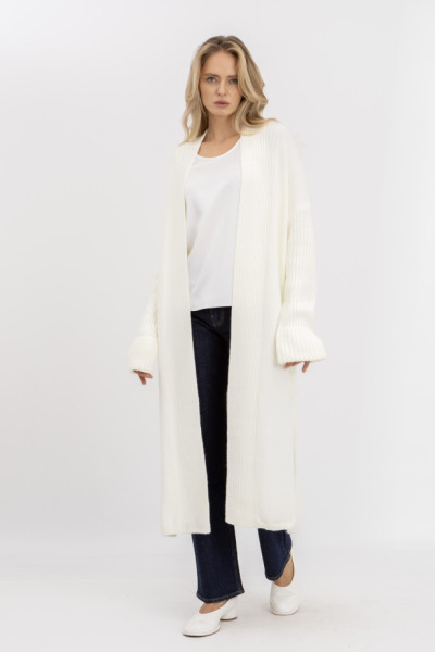 Довгий в'язаний кардиган молочного кольору 92573