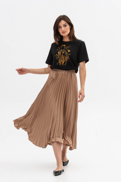 Чорна трикотажна футболка Лукре