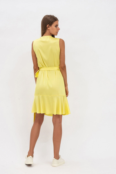 Чарівне літня сукня  з рюшами із шовку жовтого кольору Герра Чарівне літня сукня  з рюшами із шовку жовтого кольору Герра