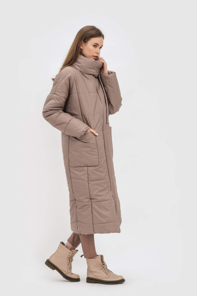 Осіннє зимове пальто бежеве зі стьобаної тканини з комірцем стійкою Ладре