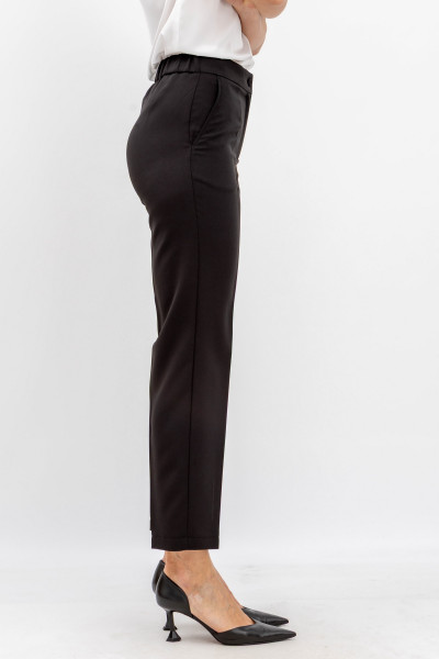 Жіночі брюки прямі зі стрілками чорного кольору Фаєрі 02