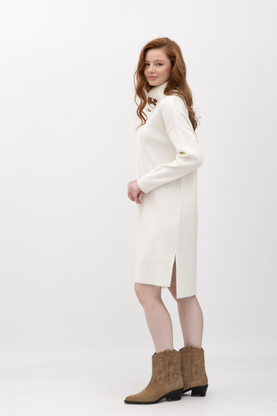 Тепла сукня -гольф довжини міді молочного кольору 25214000 Тепла сукня -гольф довжини міді молочного кольору 25214000