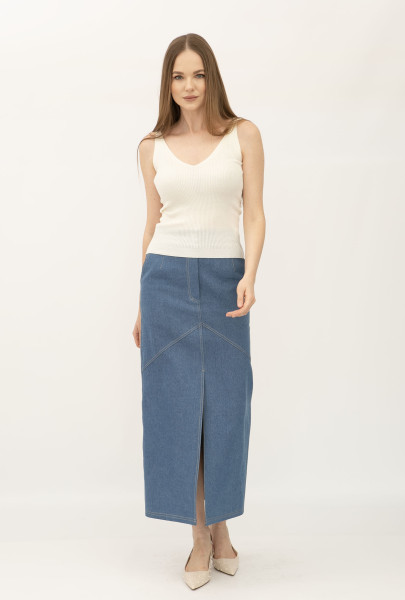 Молочна майка в рубчик з глибоким вирізом 24100501