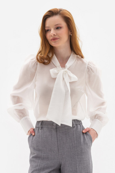 Напівпрозора блуза вільного силуету білого кольору Астрея