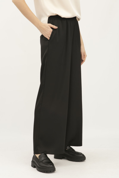 Вільні штани із сатину на резинці чорного кольору Ріяз 701