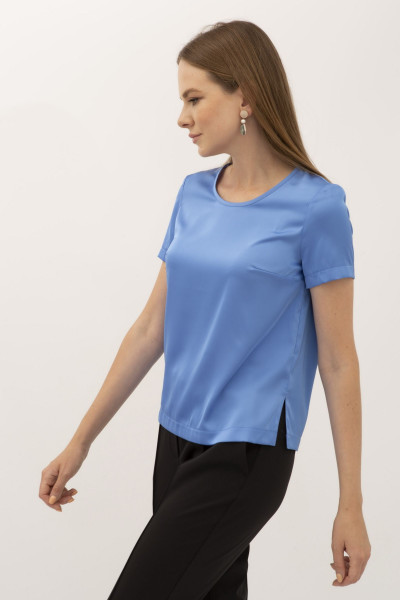 Блуза - футболка з шовку блакитна Ламін 212