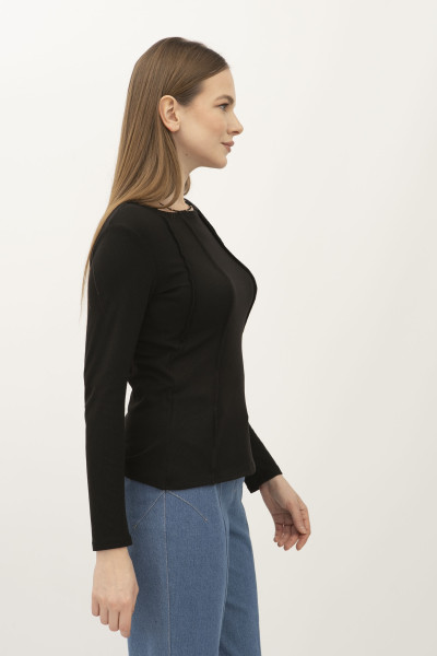 Лонгслів жіночий чорний з довгим рукавом 24107215