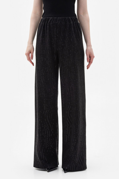 Чорні трикотажні брюки вільного крою Леврес