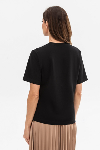 Чорна трикотажна футболка Лукре