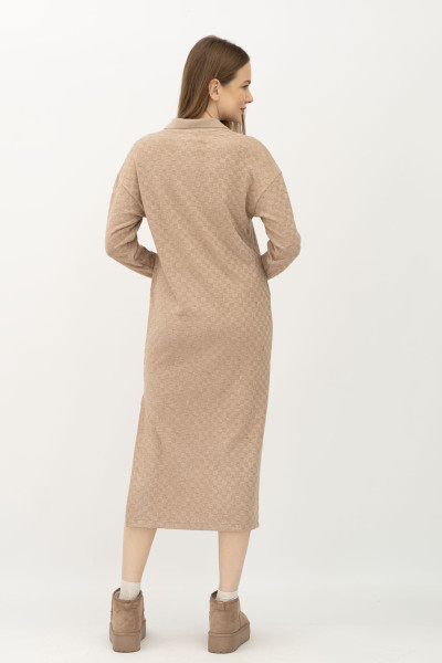 Сукня трикотажна бежевого  кольору з розрізом Венда 01 Сукня трикотажна бежевого  кольору з розрізом Венда 01