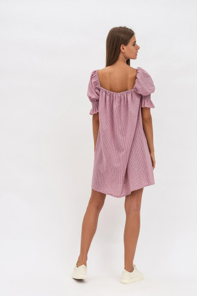 Коротка міні-сукня з рожевого льону з горловиною каре Огма Коротка міні-сукня з рожевого льону з горловиною каре Огма