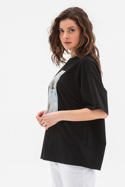 Футболка з круглою горловиною чорного кольору Мірана 02