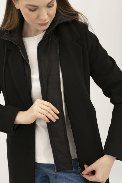 Пальто чорне напівприлеглого силуету Каро 01