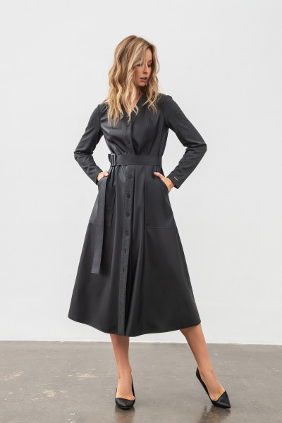 Пряма сукня-сорочка міді довжини з еко шкіри чорного кольору Яглія Пряма сукня-сорочка міді довжини з еко шкіри чорного кольору Яглія