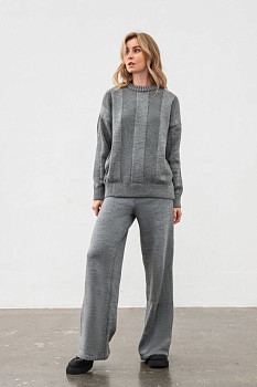 В'язаний жіночий костюм сірого кольору джемпер та штани 4608/2024