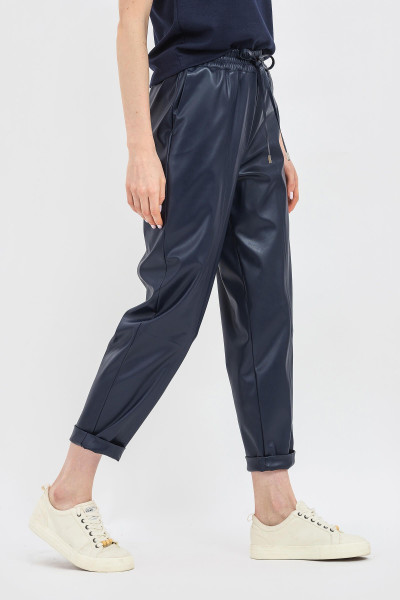 Штани з екошкіри вільного крою синього кольору Делфа