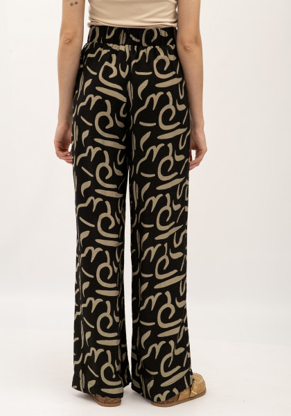 Брюки прямого вільного силуету чорного кольору Аркана