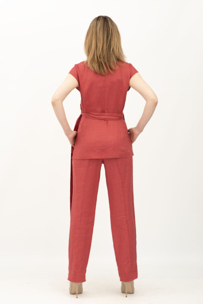 Жіночий костюм з льону жилет та брюки червоний Топал